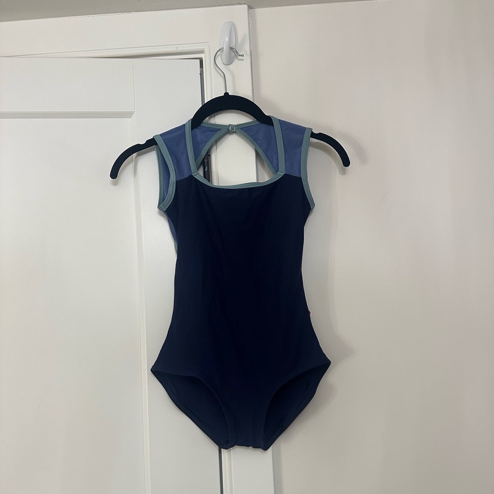 XS LAUREN YUMIKO LEOTARD